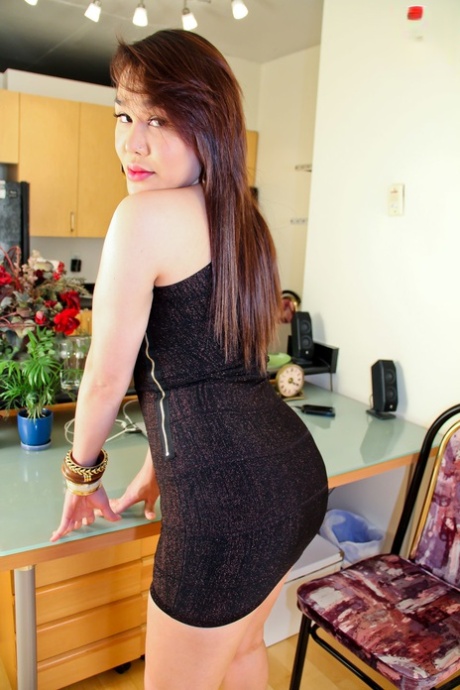 Canada TGirl Nude Porn Pics 19464256